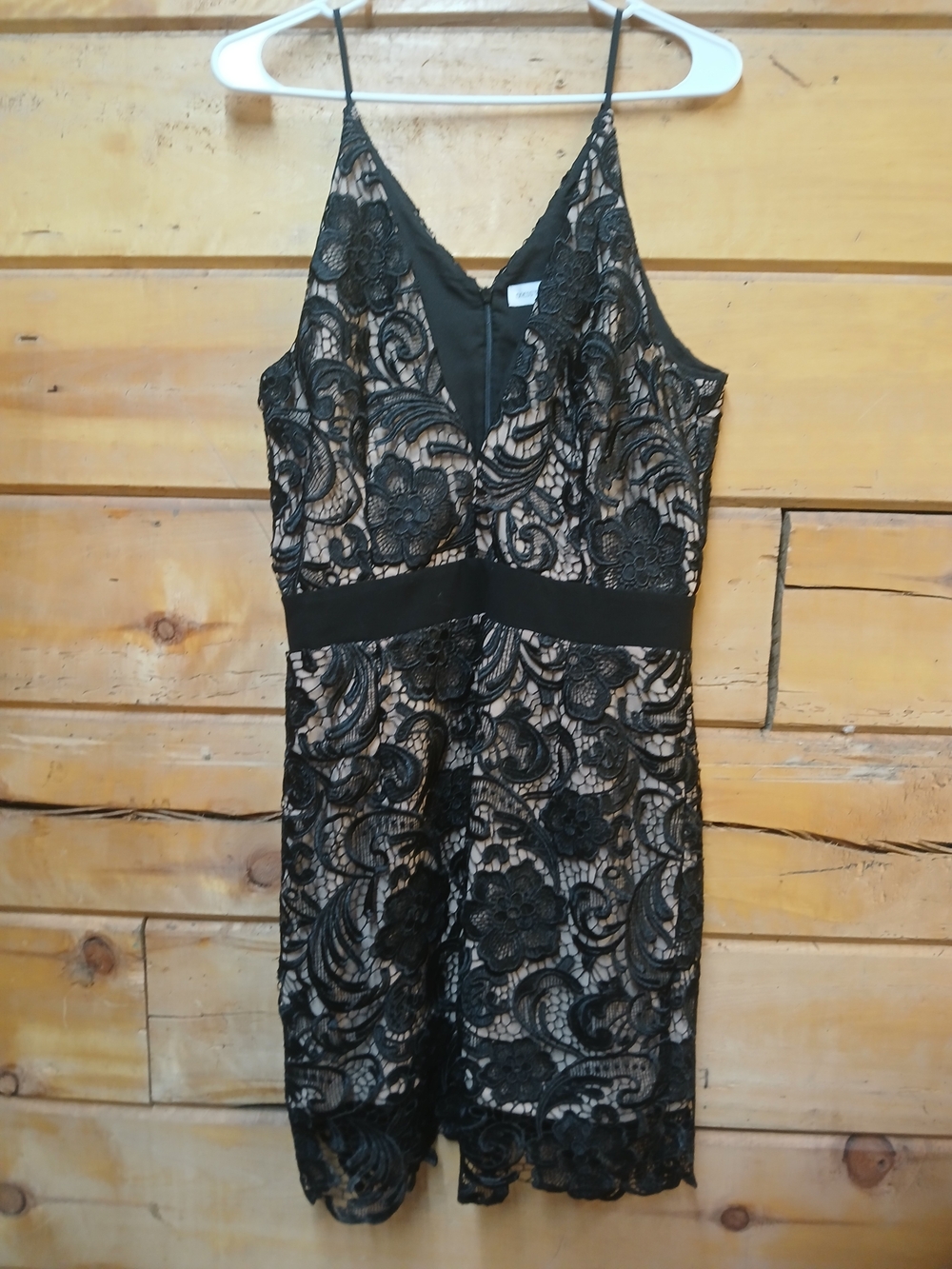 Dress the Population Black Lace V-Neck Cocktail Dress